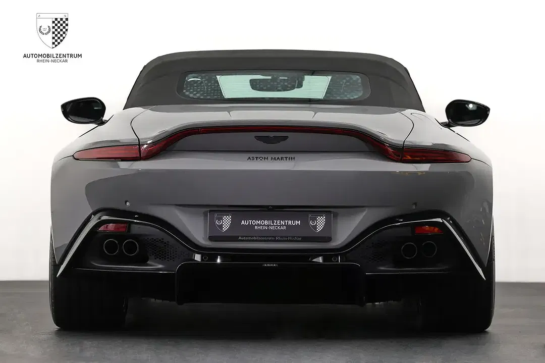 Aston Martin Vantage V8 Roadster - Thumbnail 6
