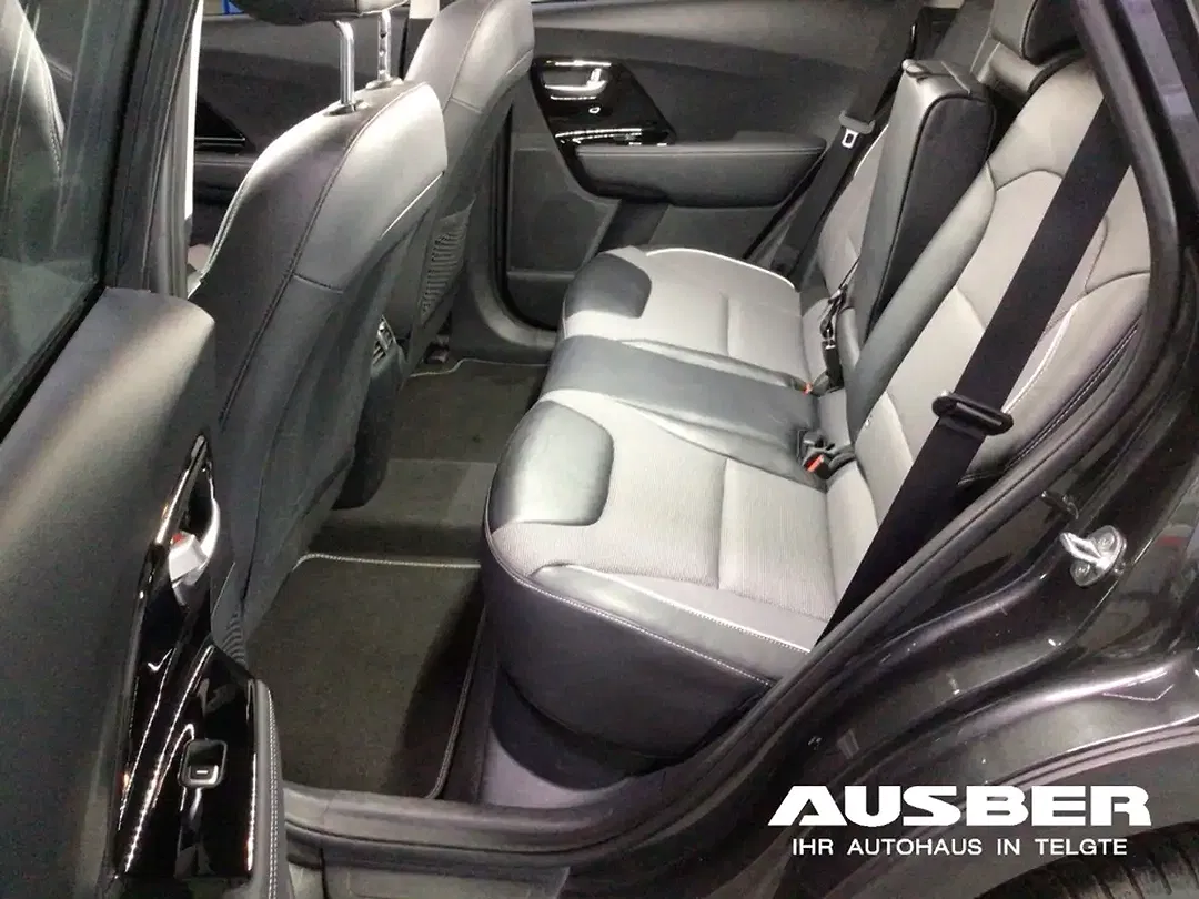 Kia Niro - Thumbnail 8