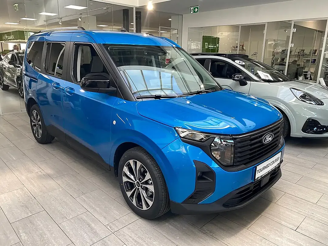 Ford Tourneo Courier 1.0 EcoBoost Titanium - foto 1