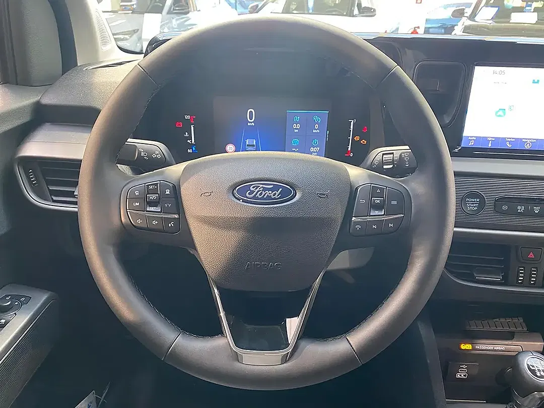 Ford Tourneo Courier 1.0 EcoBoost Titanium - Thumbnail 5