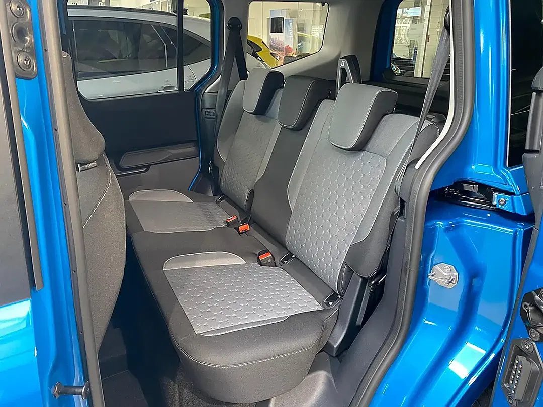 Ford Tourneo Courier 1.0 EcoBoost Titanium - Thumbnail 7