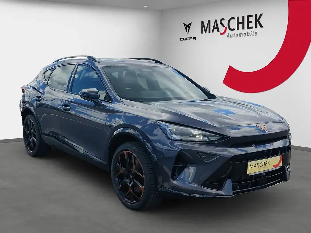 CUPRA Formentor TSI DSG Matrix LED VZ2 - Thumbnail 6