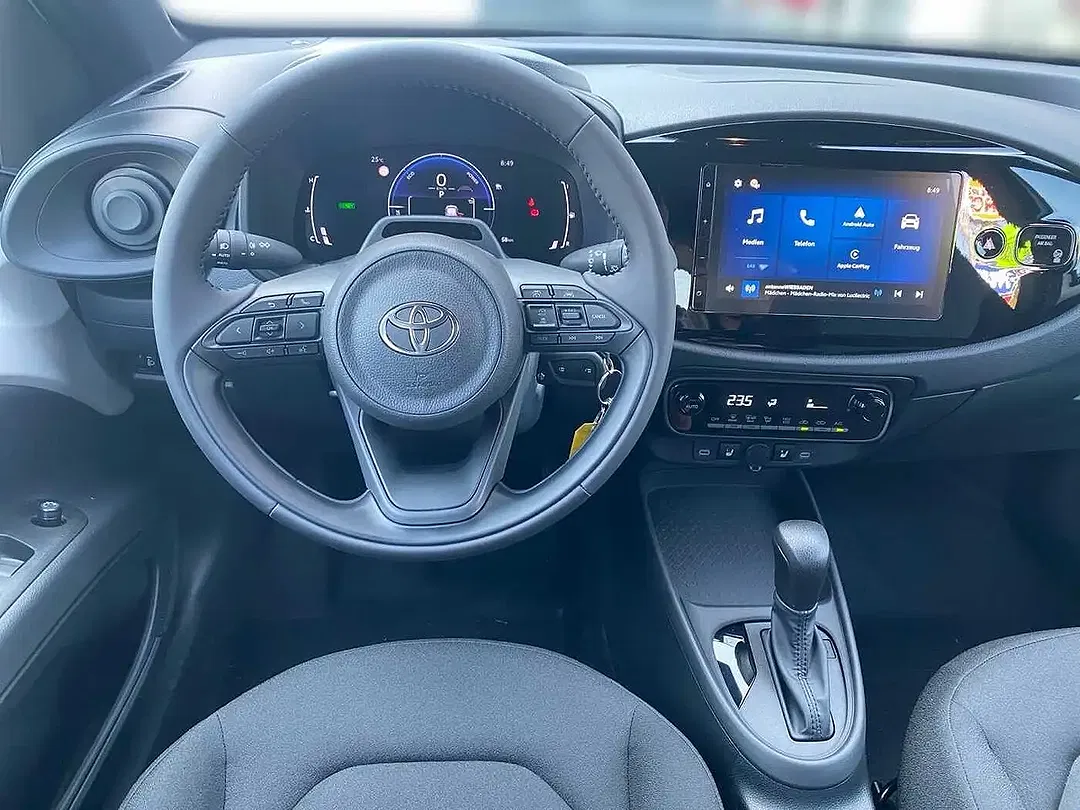 Toyota Aygo X 1.5 Hybrid Active - Thumbnail 9