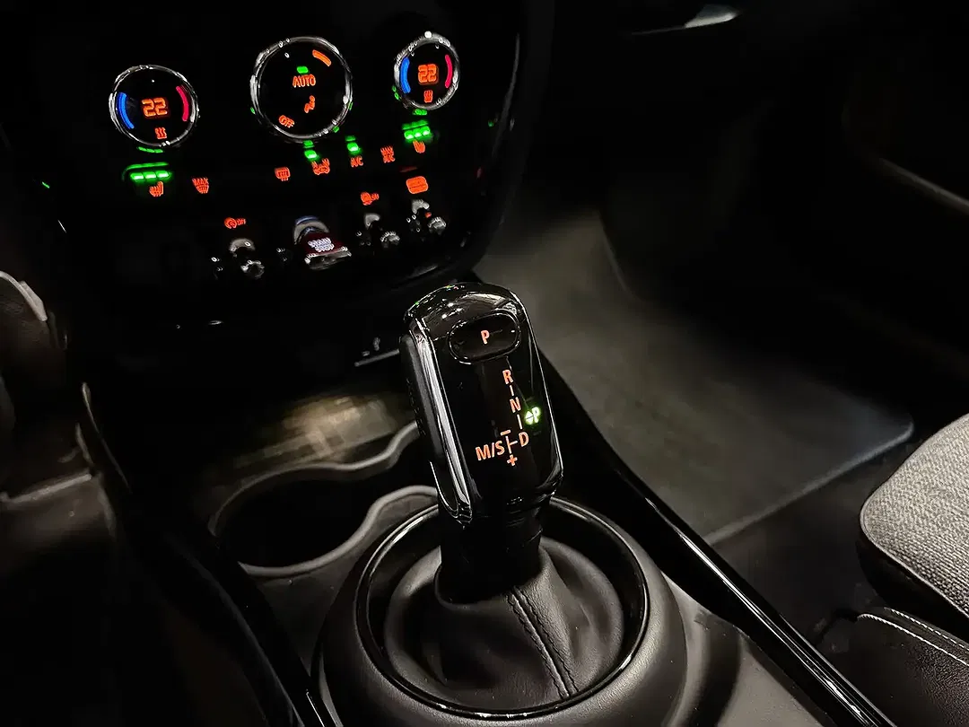 MINI Cooper Clubman 1.5 AUT - Thumbnail 7