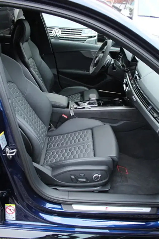 Audi RS4 Matrix LED Avant - Thumbnail 12