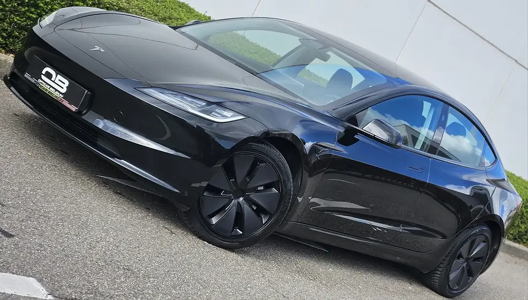 Tesla Model 3 RWD Highland - Afbeelding 1