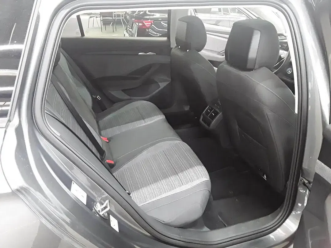 Skoda Superb 2.0 TDI Combi Selection - Thumbnail 4
