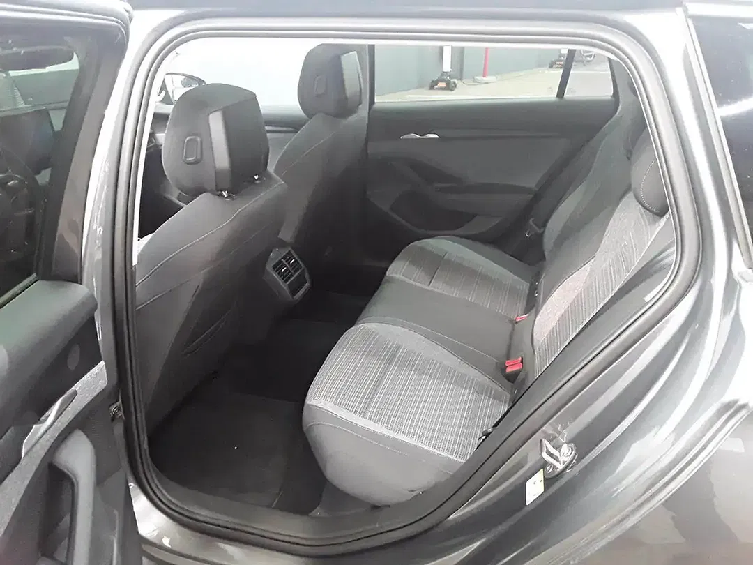 Skoda Superb 2.0 TDI Combi Selection - Thumbnail 6