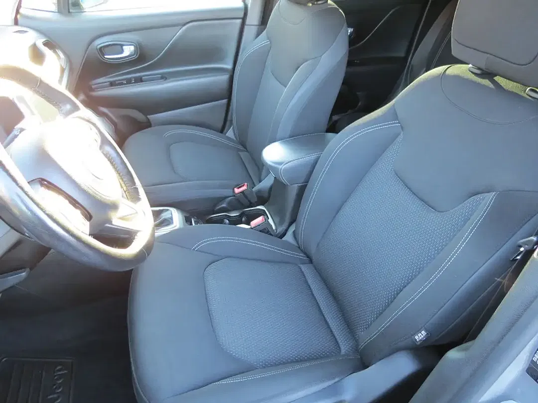 Jeep Renegade Limited - Thumbnail 8