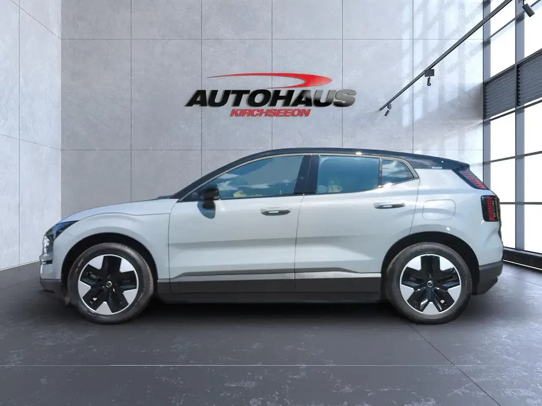Volvo EX30 EV Plus - Thumbnail 6