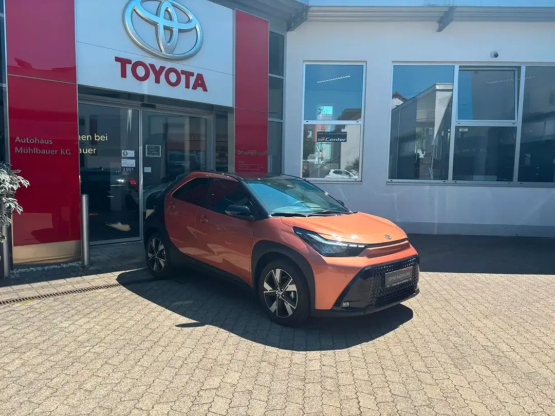 Toyota Aygo Hybrid Teamplayer - Thumbnail 5