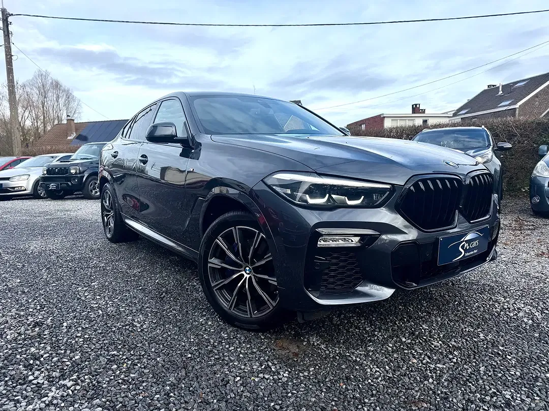 BMW X6 3.0 xDrive M - foto 1
