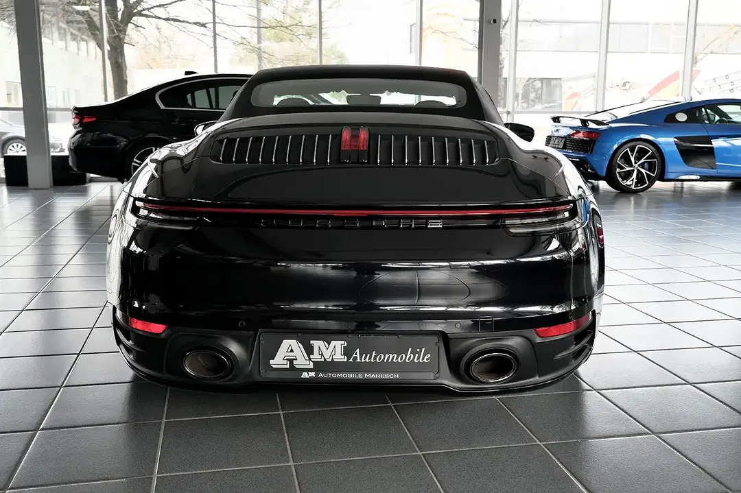 Porsche 911 Carrera 4S Cabriolet - Thumbnail 5
