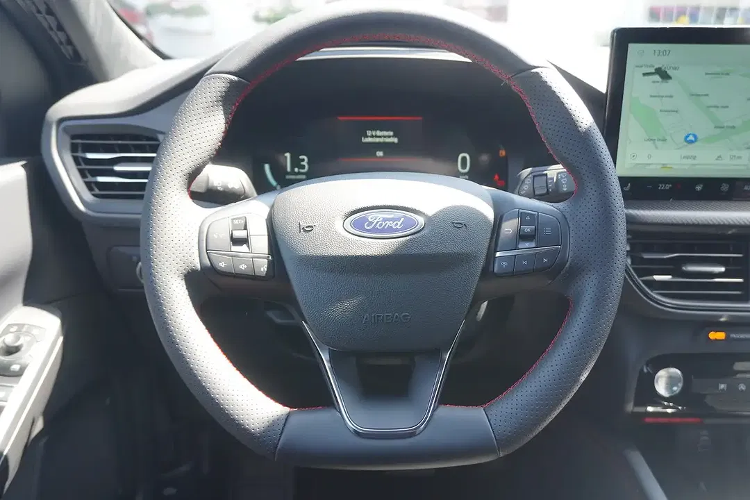 Ford Kuga 1.5 EcoBoost AUT ST-Line - foto 14