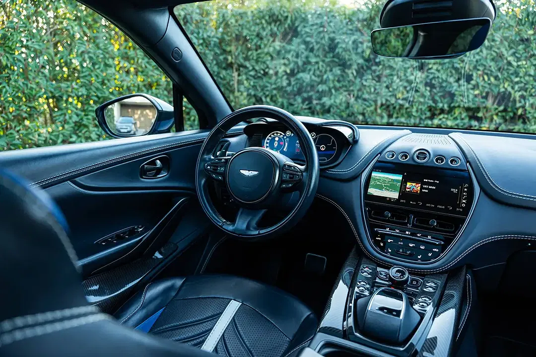 Aston Martin DBX 707 - Thumbnail 13