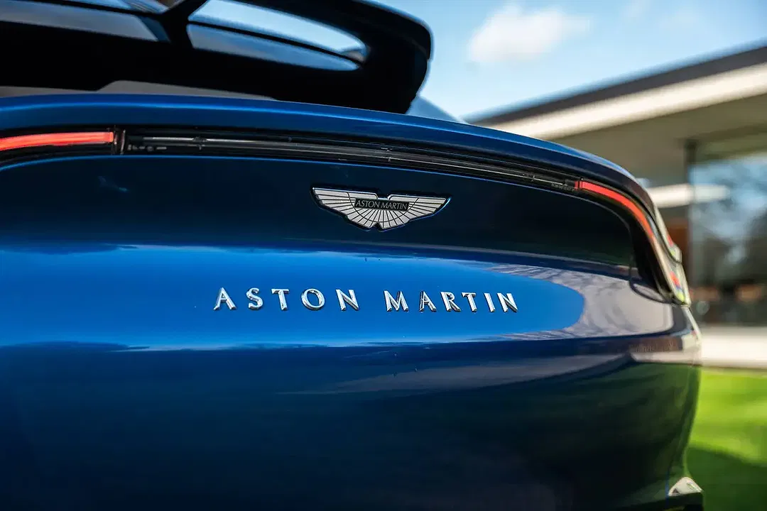 Aston Martin DBX 707 - Thumbnail 9