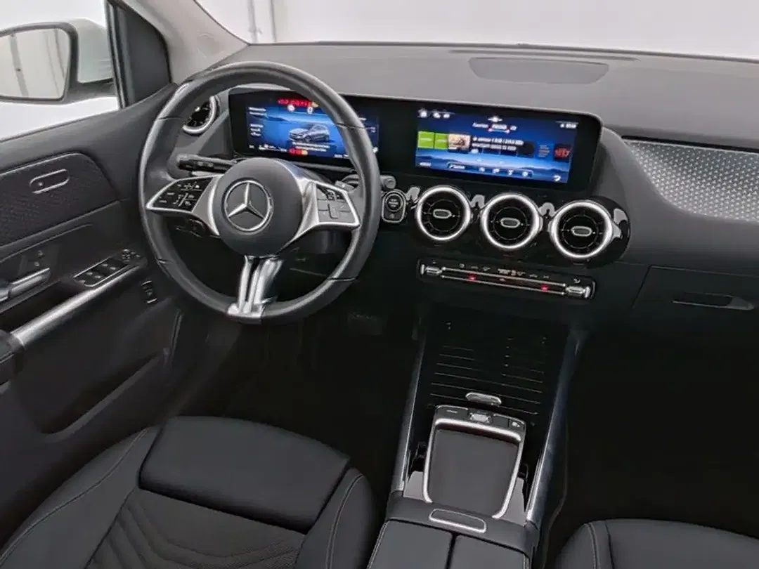 Mercedes-Benz B 200 - Thumbnail 6