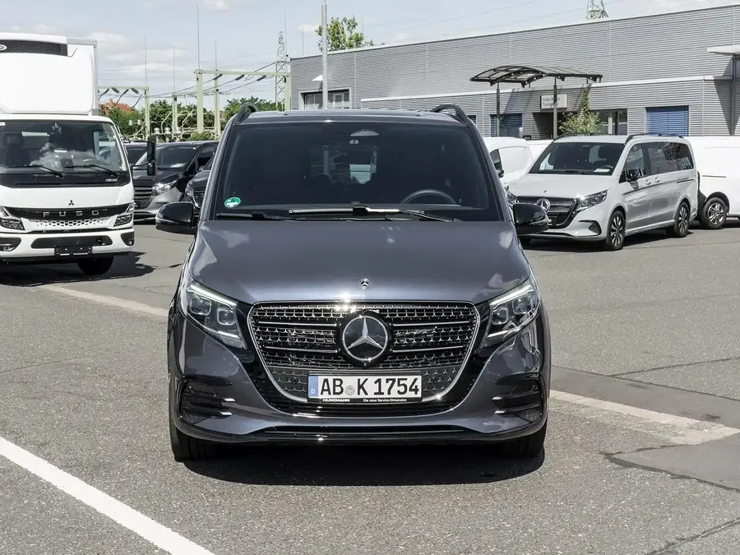 Mercedes-Benz V 250 4MATIC AMG Avantgarde Night - foto 2