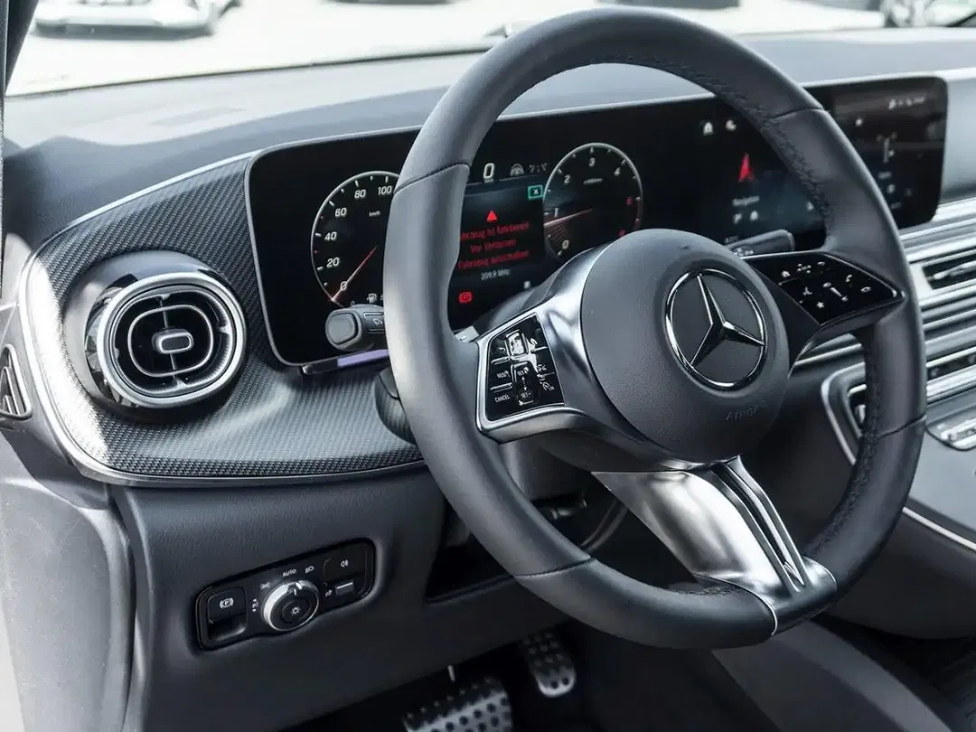 Mercedes-Benz V 250 4MATIC AMG Avantgarde Night - Thumbnail 8