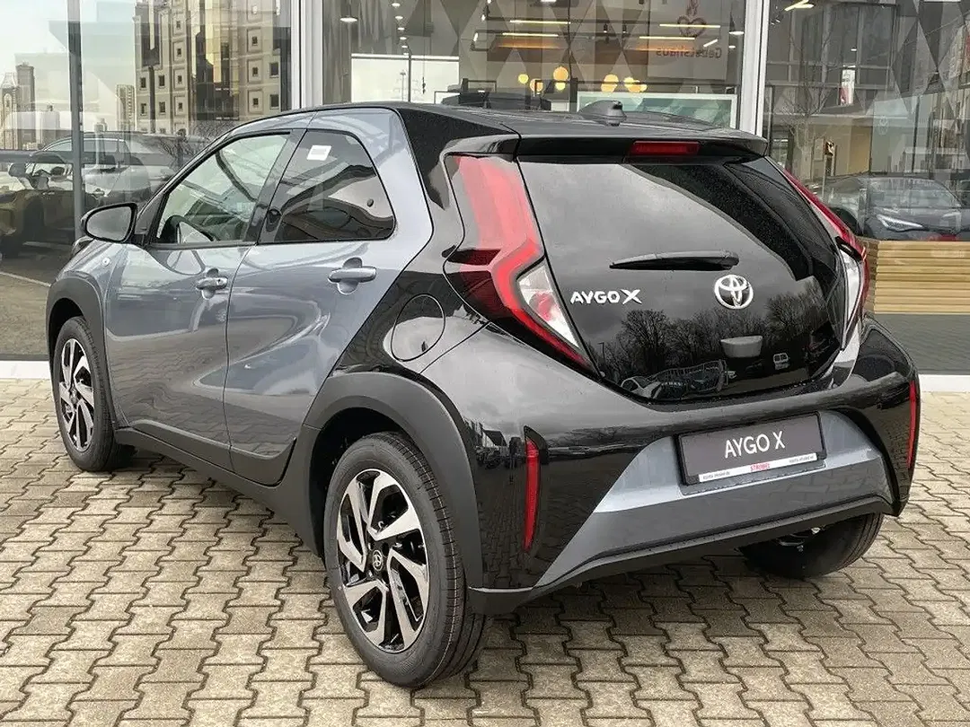 Toyota Aygo X CVT Teamplayer - Thumbnail 5
