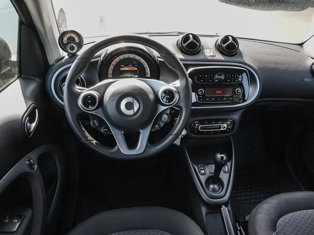 smart forTwo - Thumbnail 11