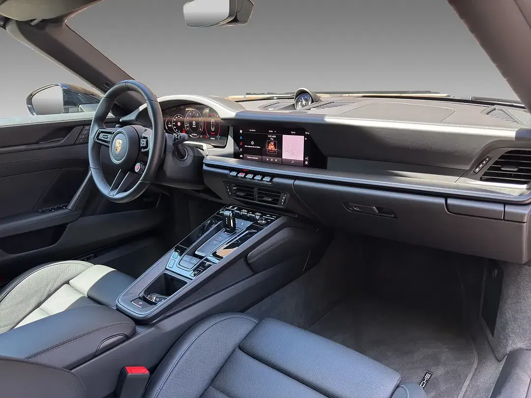 Porsche 911 Carrera S - Thumbnail 12