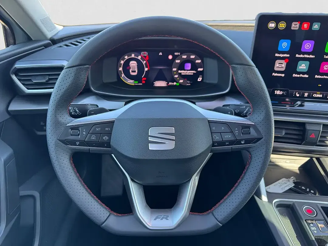 SEAT Leon eTSI FR - Thumbnail 13