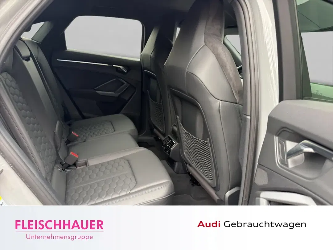 Audi RS Q3 TFSI quattro Sportback - Thumbnail 10