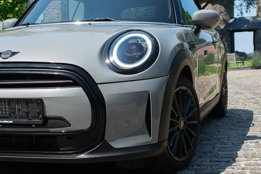 MINI One Cabrio - Thumbnail 3