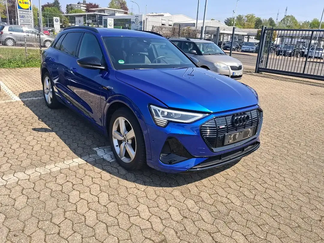 Audi e-tron 55 Matrix LED S line - Thumbnail 5