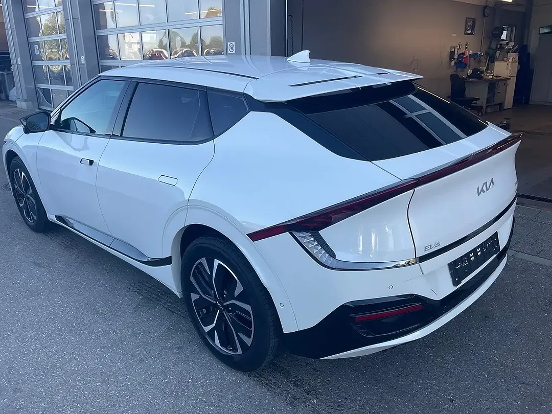 Kia EV6 GT GT-Line - Thumbnail 4