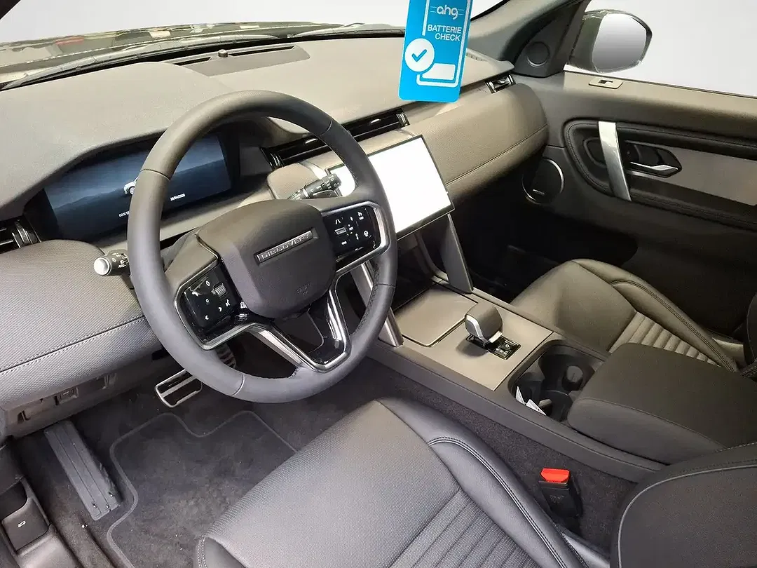 Land Rover Discovery Sport D200 Landmark Edition - Thumbnail 3