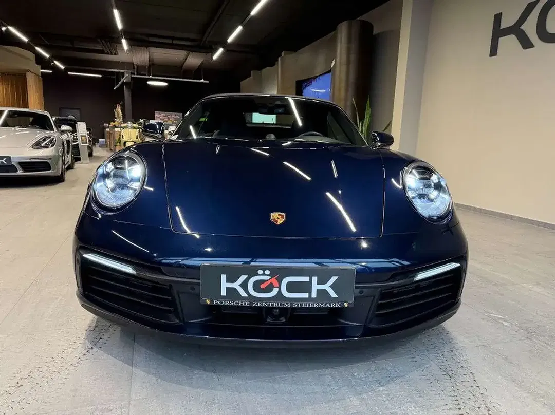 Porsche 911 Carrera S Cabriolet - Thumbnail 3