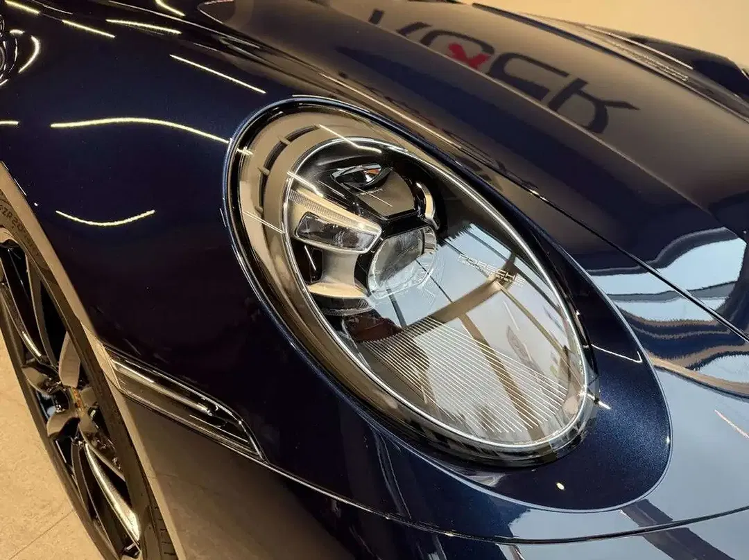 Porsche 911 Carrera S Cabriolet - Thumbnail 4