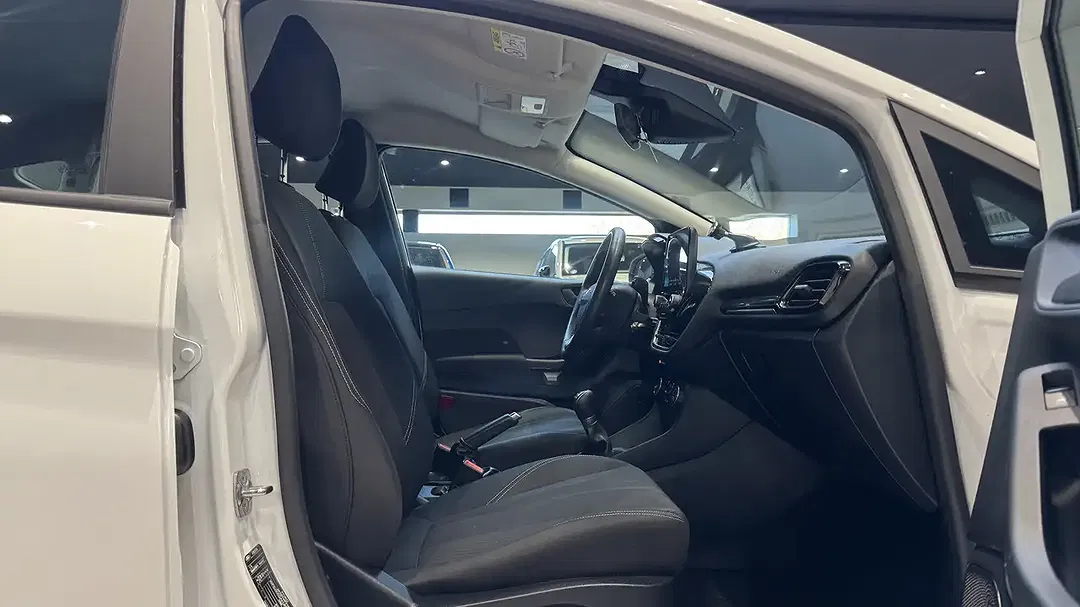 Ford Fiesta - Thumbnail 12