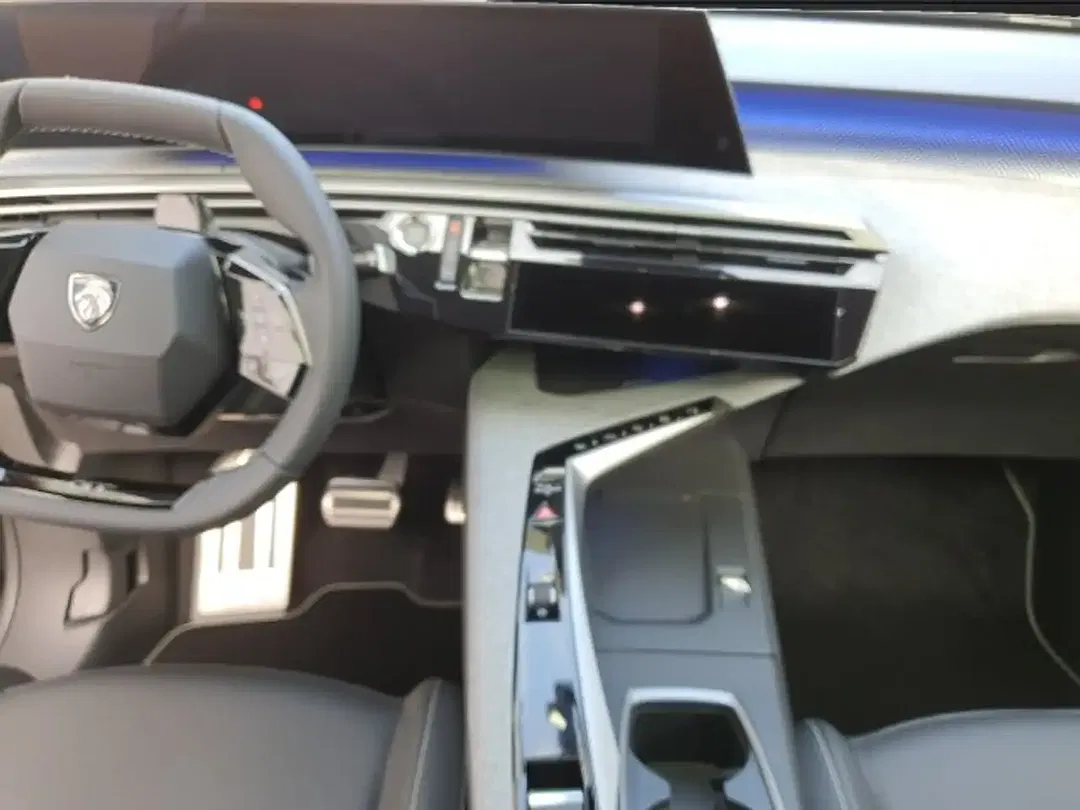 Peugeot 3008 145 GT - Thumbnail 11