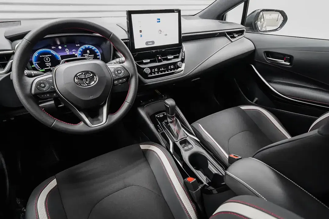 Toyota Corolla Hybrid GR Sport - Thumbnail 7