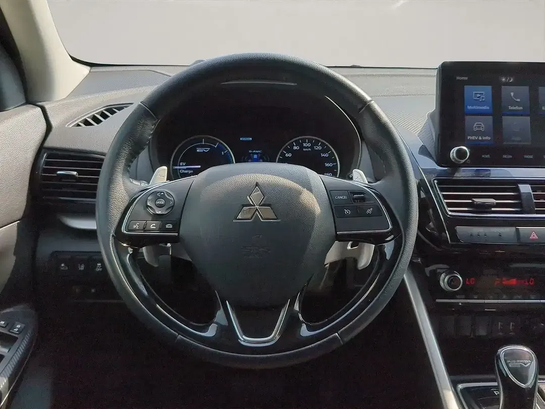 Mitsubishi Eclipse Cross PHEV - Thumbnail 10
