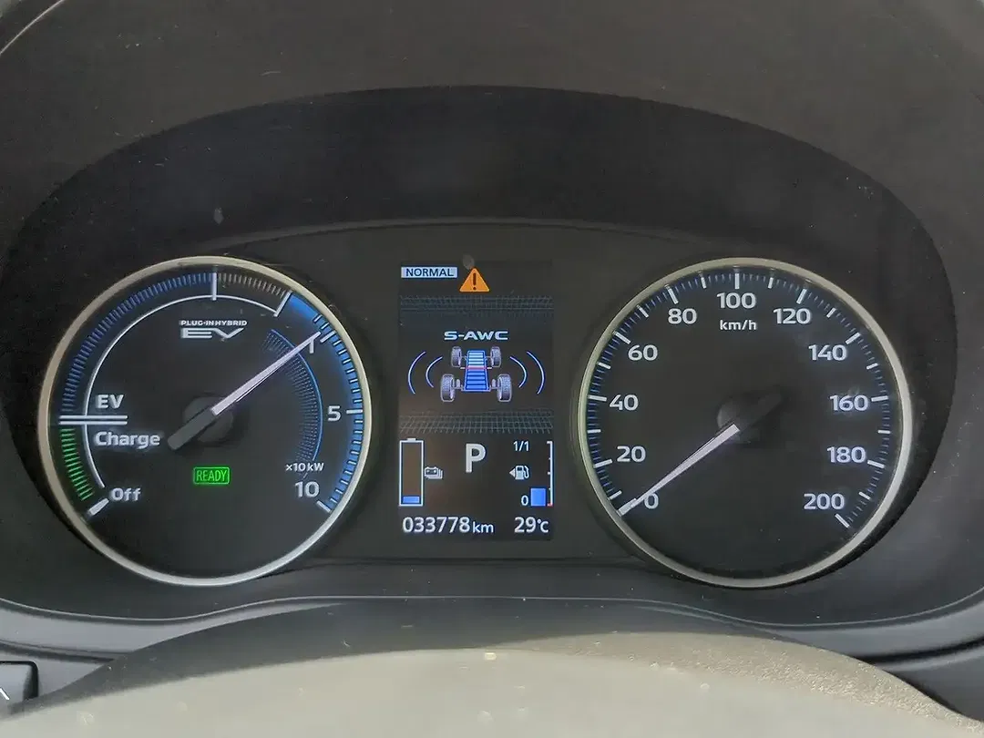 Mitsubishi Eclipse Cross PHEV - Thumbnail 11