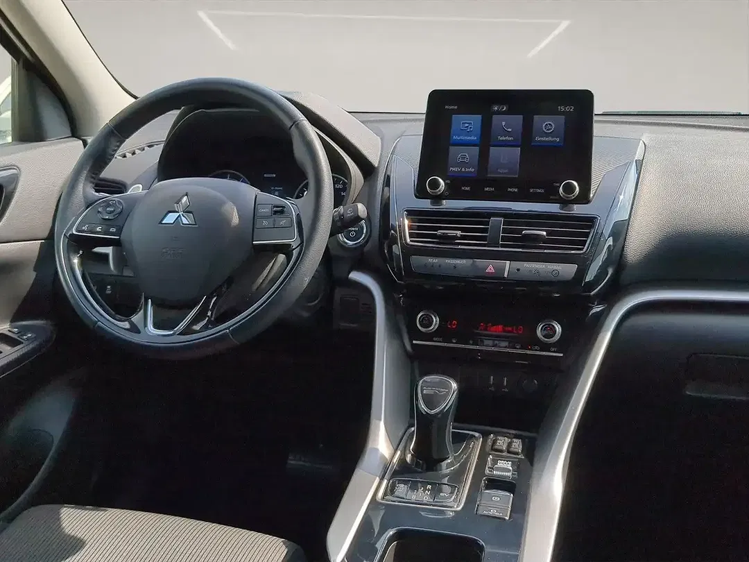 Mitsubishi Eclipse Cross PHEV - Thumbnail 14
