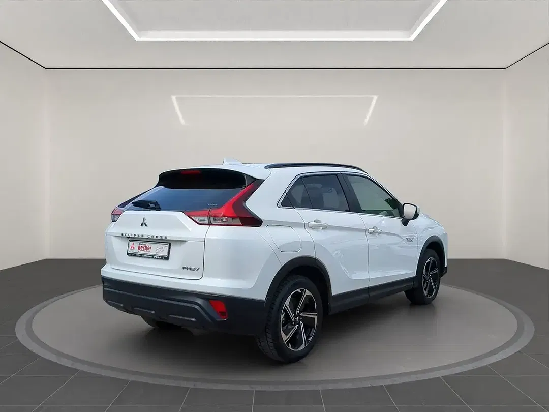 Mitsubishi Eclipse Cross PHEV - Thumbnail 6