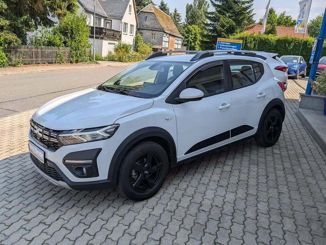 Dacia Sandero Stepway Comfort - Thumbnail 4