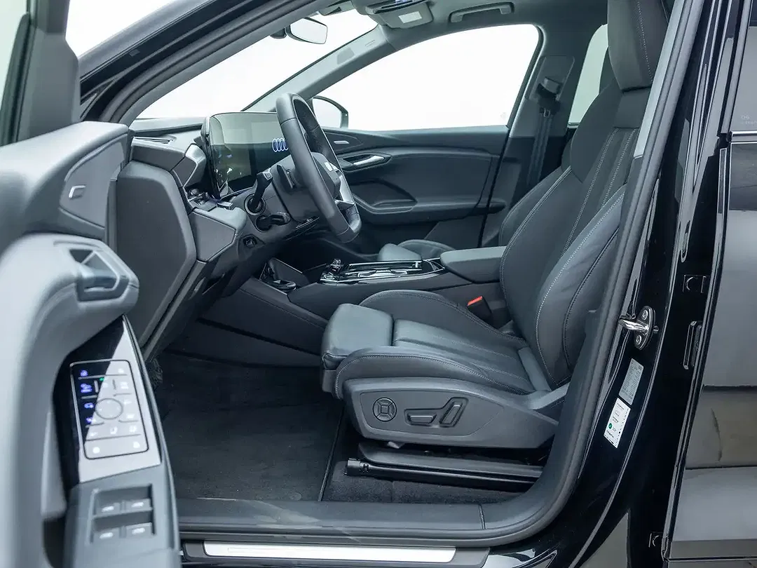 Audi Q6 e-tron performance Matrix LED S line - Thumbnail 11