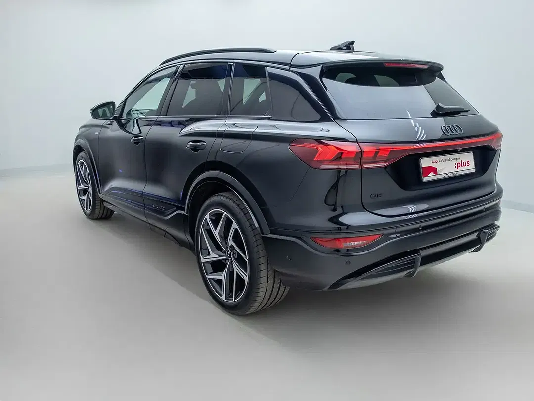 Audi Q6 e-tron performance Matrix LED S line - Thumbnail 4