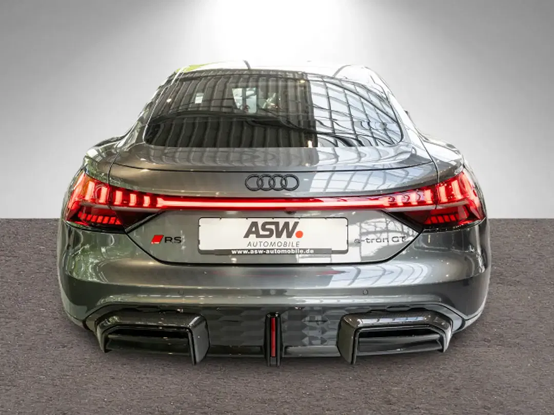 Audi RS e-tron GT performance Matrix LED - Thumbnail 7