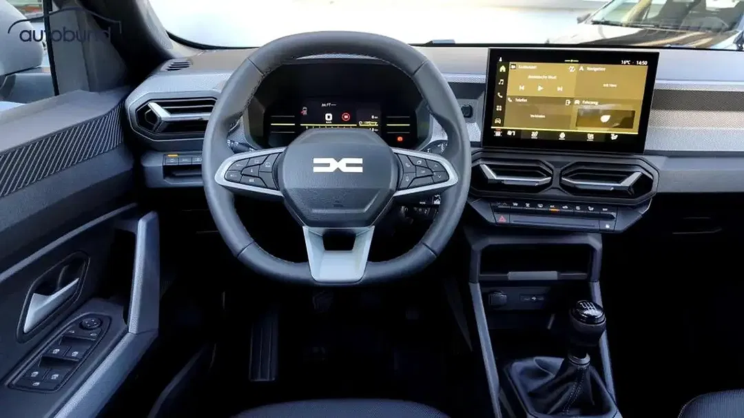 Dacia Duster TCe Celebration - Thumbnail 9