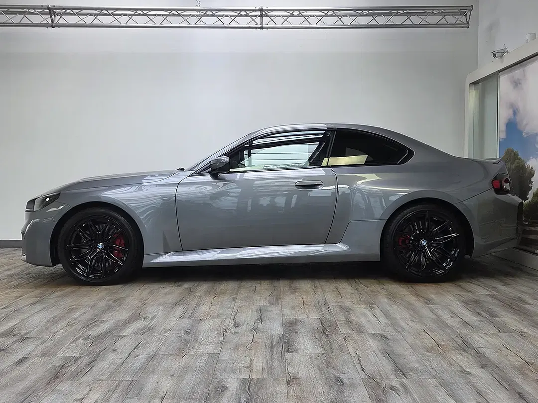 BMW M2 - Thumbnail 3