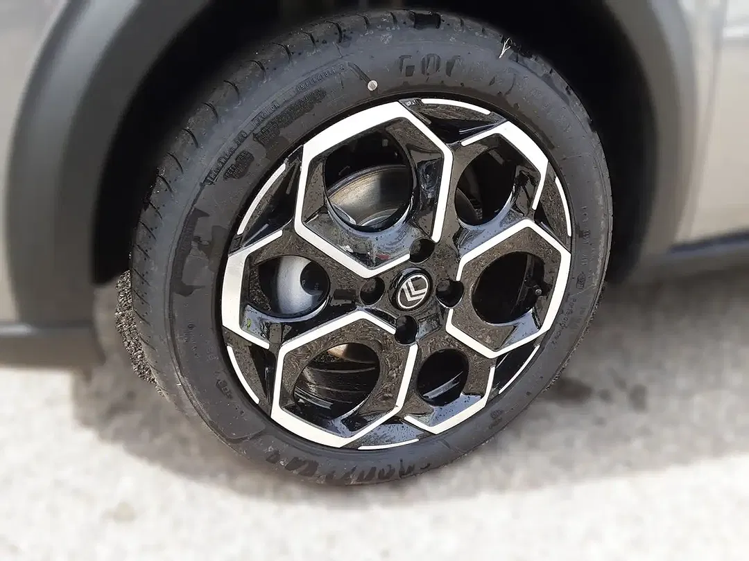 Citroen C3 THP Max - Thumbnail 4