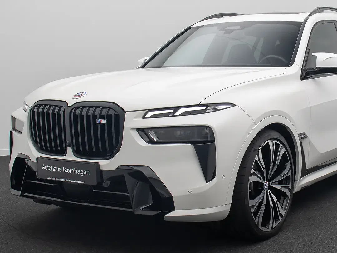 BMW X7 M - Thumbnail 9