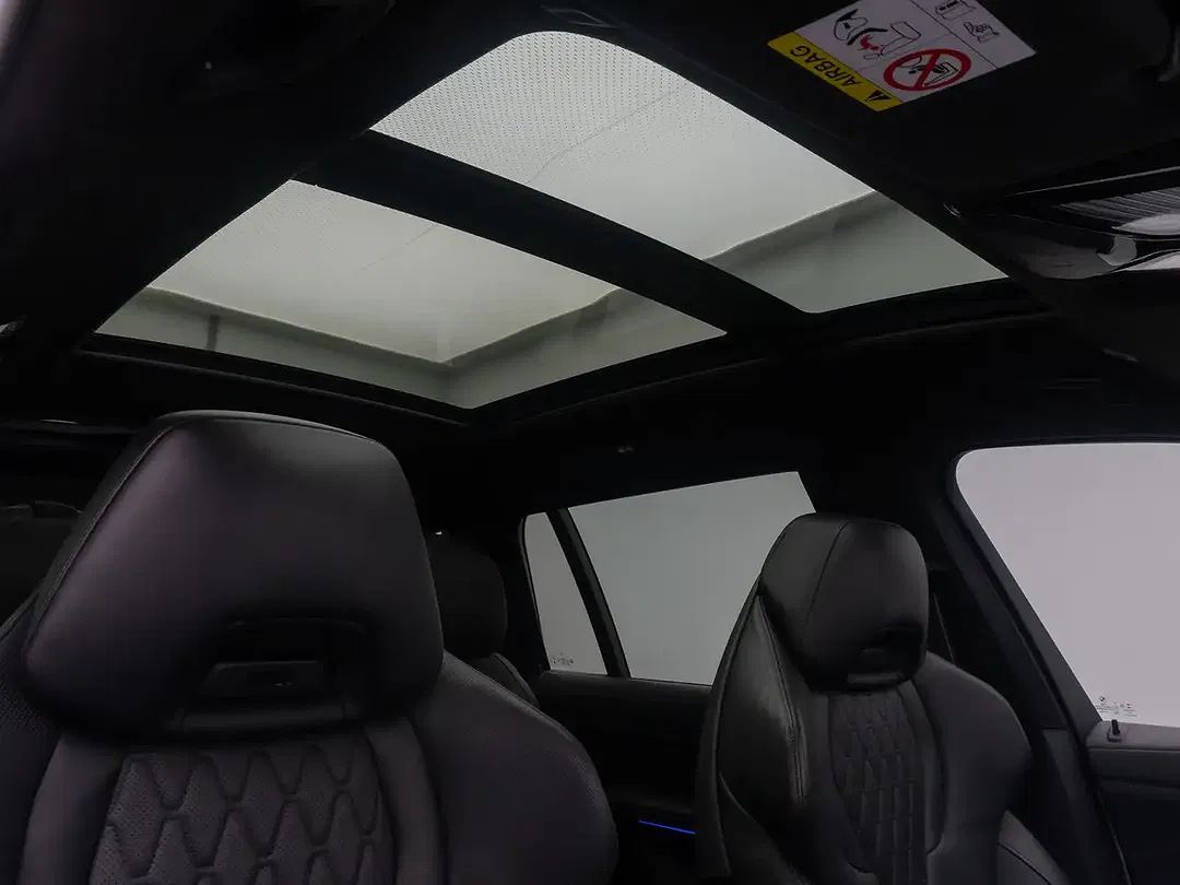 BMW X7 M - Thumbnail 16